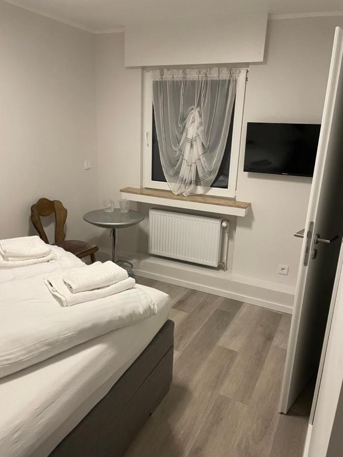 Glessener Braustube Hotel Bergheim  Eksteriør billede